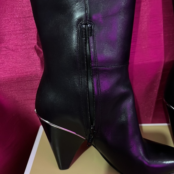 Michael Kors Lizzy leather boots….Size 6.5 - Picture 3 of 7